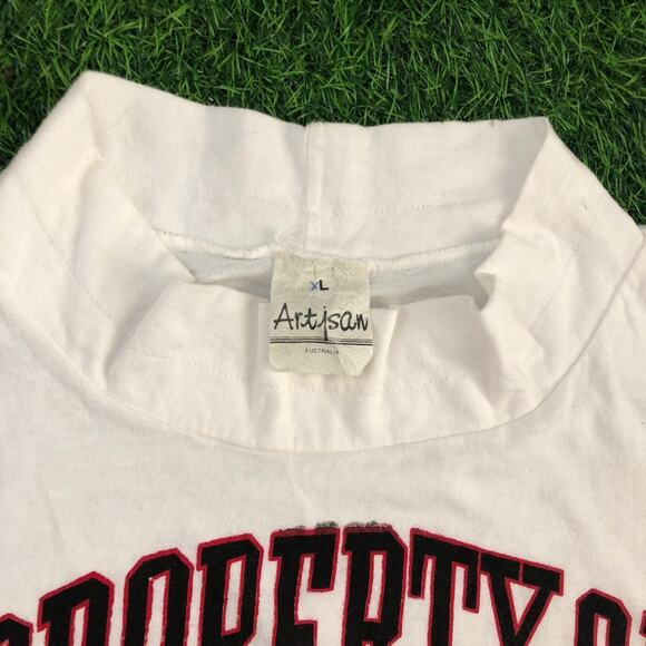 Vintage White ‘Property of Perth Wildcats’ Graphic Tee - Picture 5 of 5